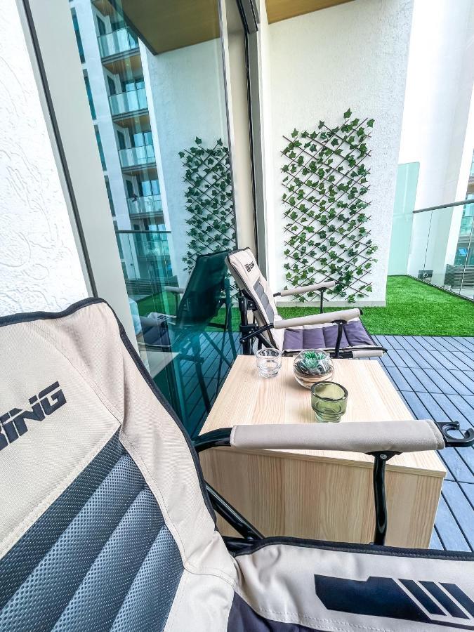 Stay By Latinem Luxury Studio Holiday Home G6-6103 Near Burj Khalifa Dubai Esterno foto
